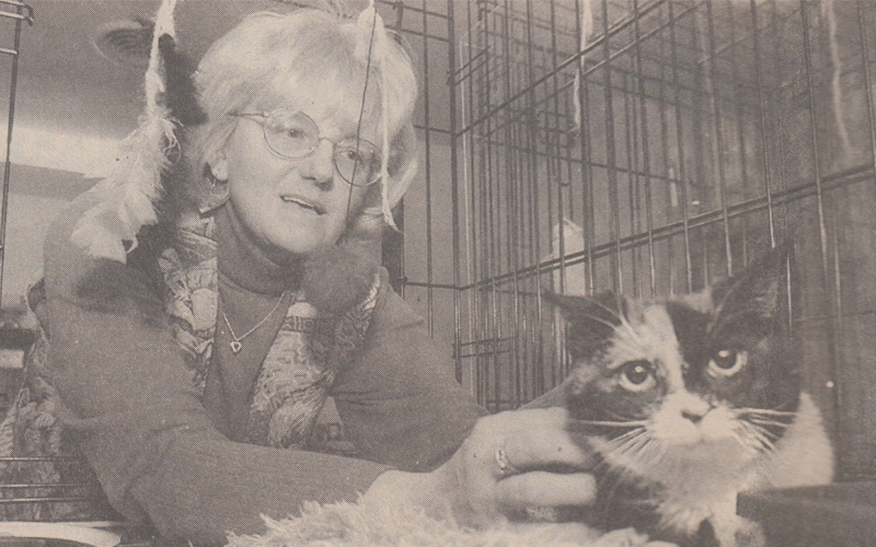 Cindi Clum with Tiger Lily